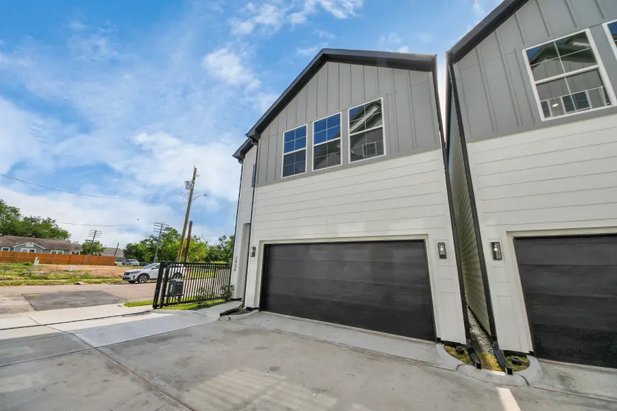 2436 Harrington Street, Houston, TX 77026 - Image #3