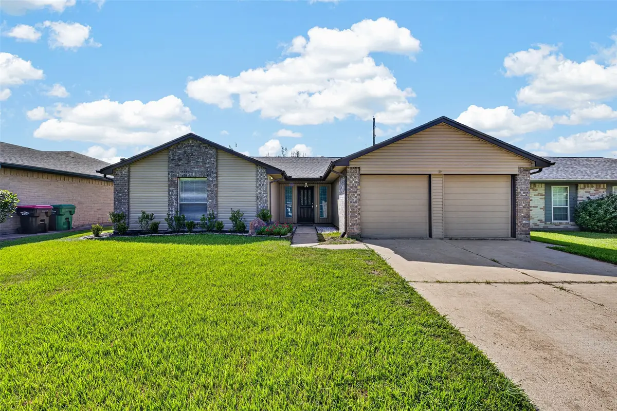707 Shenandoah Drive, Richmond, TX 77469 - #1