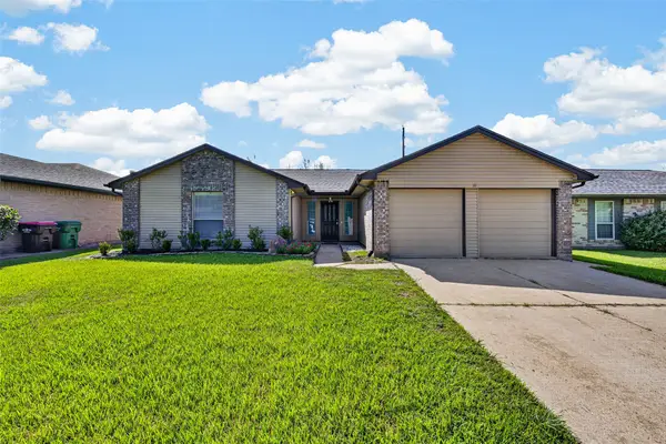 707 Shenandoah Drive, Richmond, TX 77469