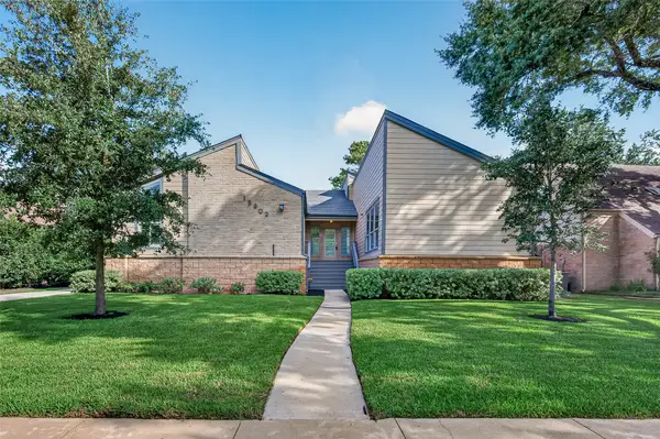 15902 Jersey Drive, Jersey Village, TX 77040
