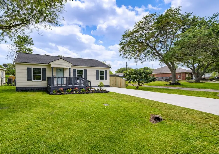 2407 36th Avenue N, Texas City, TX 77590 - #2