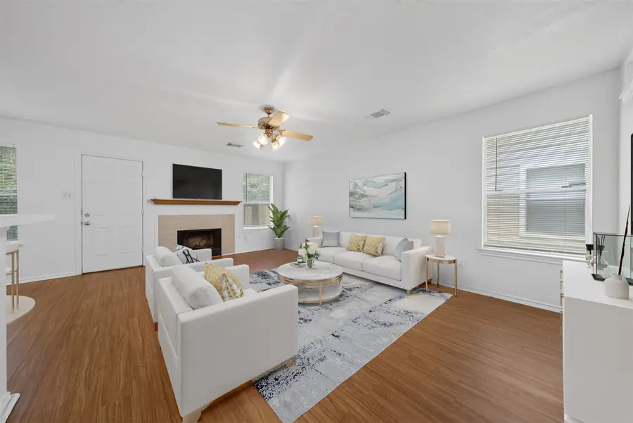 130 S Walden Elms Circle, The Woodlands, TX 77382 - #2
