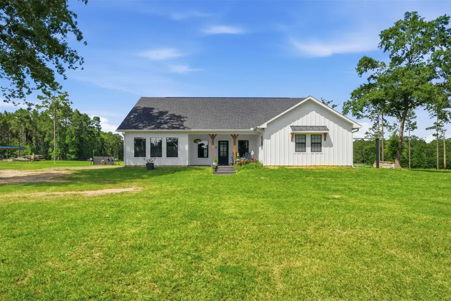 927 Aggie Avenue, Livingston, TX 77351 - #2