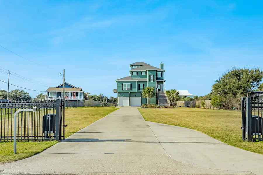 11648 Zingelman Road, Galveston, TX 77554 - Image #2