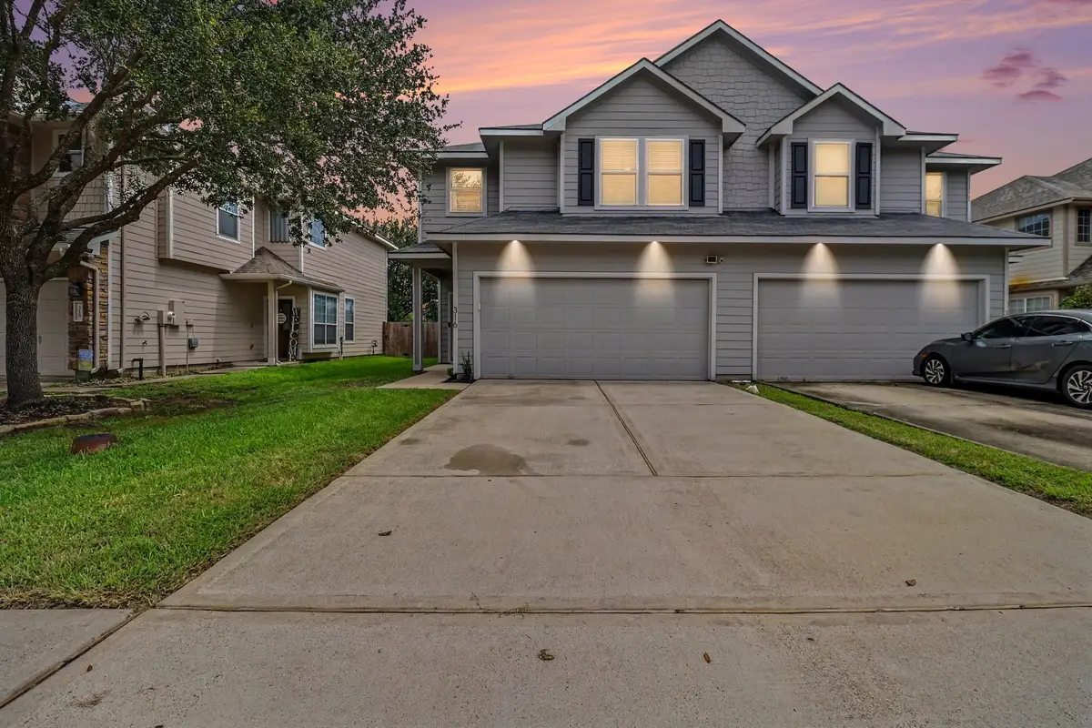 316 Brandy Ridge Lane Lane, Dickinson, TX 77539 - #1