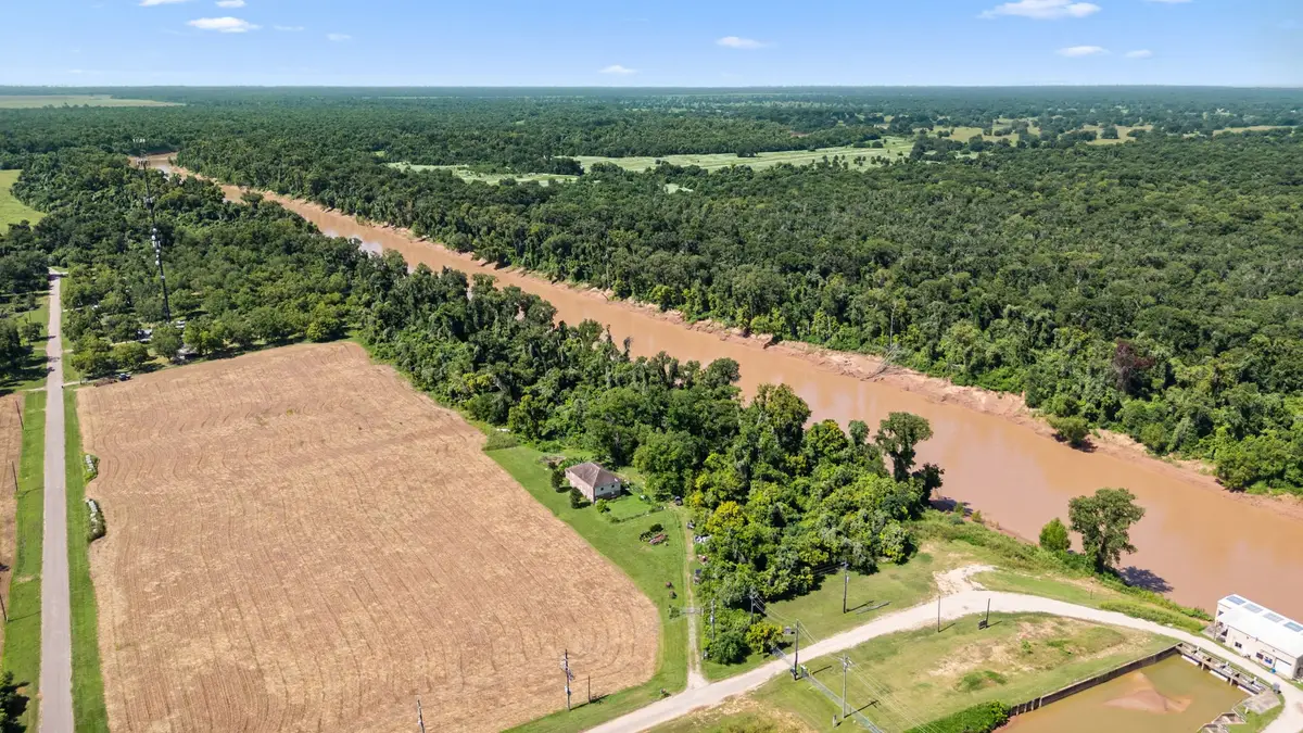 3505 Miller Road, Rosharon, TX 77583 - Image #1