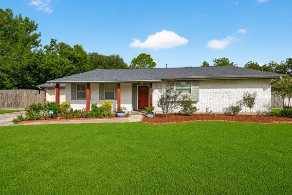 11126 Cedarhurst Drive, Houston, TX 77096