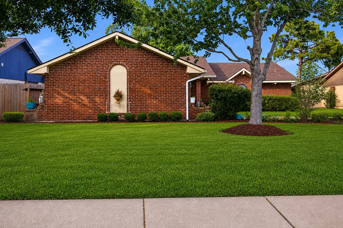 10323 Sageyork Drive, Houston, TX 77089 - #1