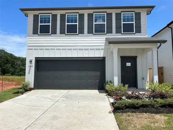 5926 Mercer Street, Conroe, TX 77303
