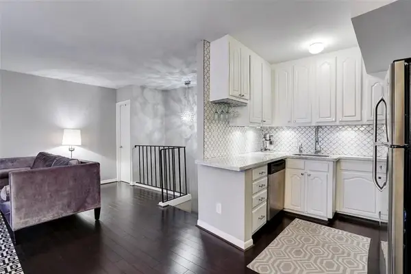 3401 Timmons Lane #26, Houston, TX 77027