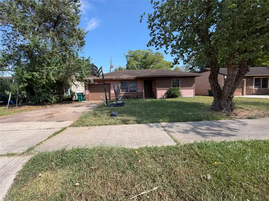 1025 Finfrock Street, Pasadena, TX 77506 - #2