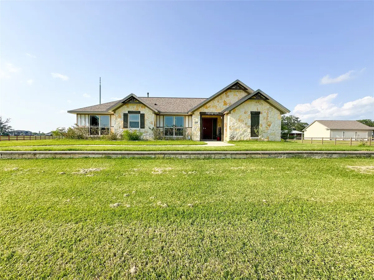 2818 Rustic Wood Lane, Rosharon, TX 77583 - Image #1