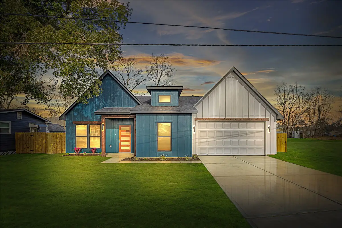 1807 Waco Street, Dayton, TX 77535 - #1