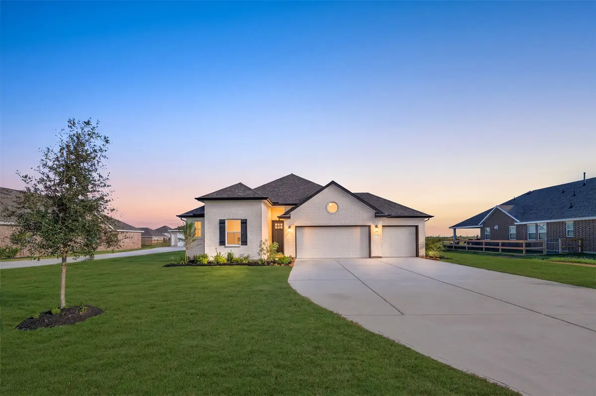 402 Cane Crossing Lake Drive, Sealy, TX 77474 - #1