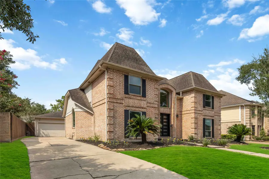 11930 Carriage Hill Drive, Houston, TX 77077 - Image #2
