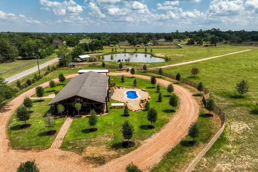 35418 Tompkins Road, Hempstead, TX 77445 - Image #2