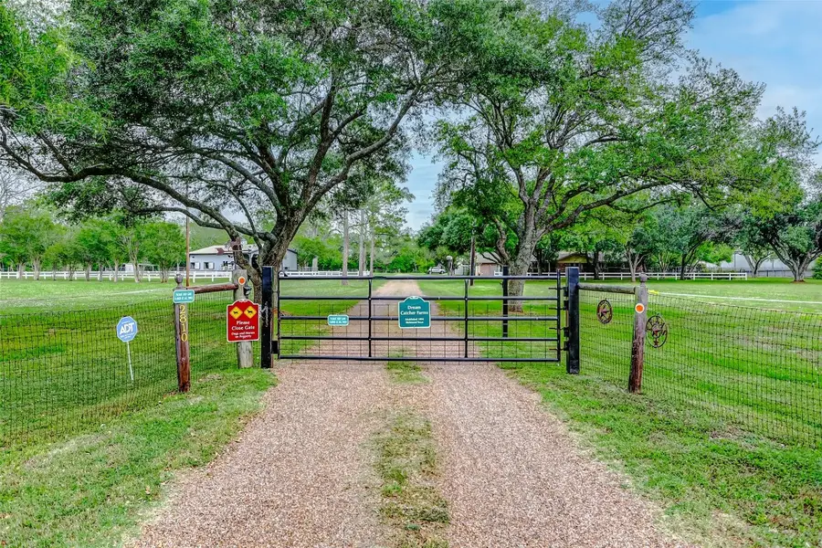 2810 Precinct Line Rd Road, Richmond, TX 77406 - #2