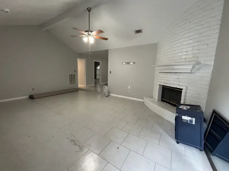 16303 Townes Road, Friendswood, TX 77546 - Image #2