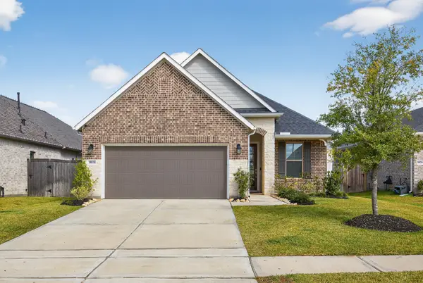 18830 Shadowfax Trail, Tomball, TX 77377