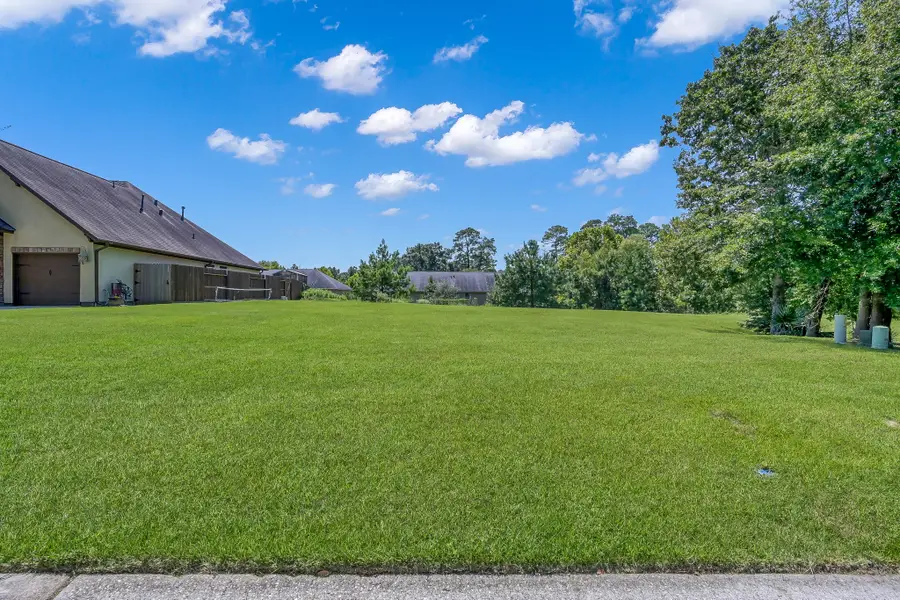 2402 Bramlet Drive, Conroe, TX 77304 - Image #3