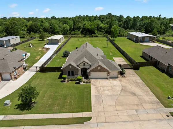 15314 Icet Creek Ave, Mont Belvieu, TX 77523