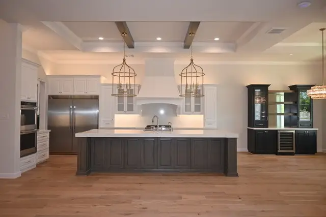 2142 Northgate Crossing, Friendswood, TX 77546 - #1