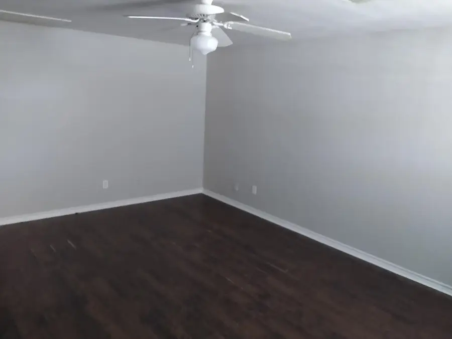 11403 Mosscrest Drive, Houston, TX 77048 - Image #2