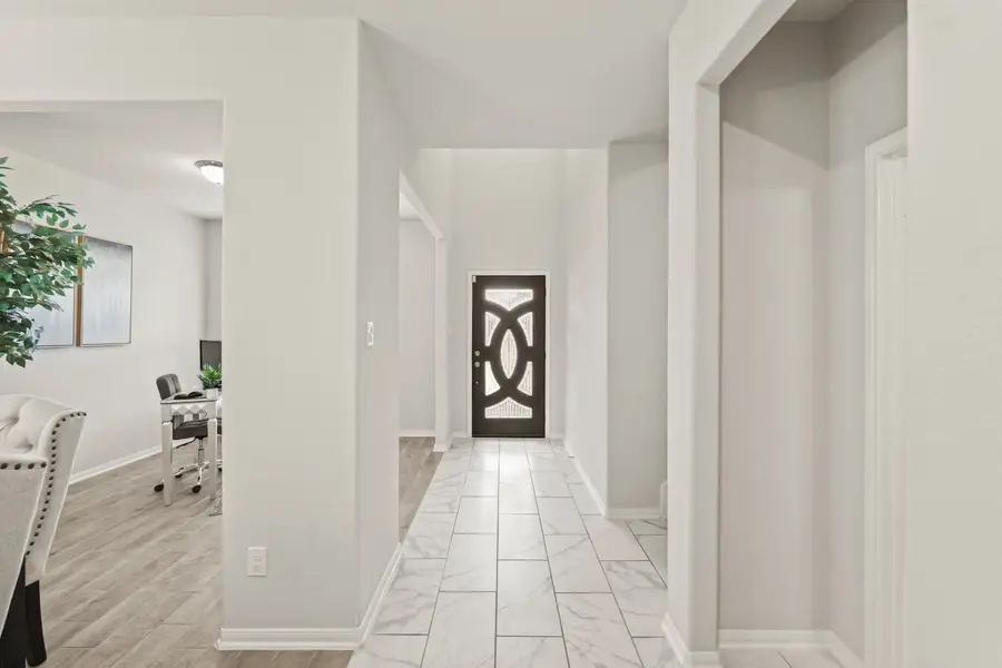 11107 Larkspur Dale Court, Houston, TX 77044 - Image #2