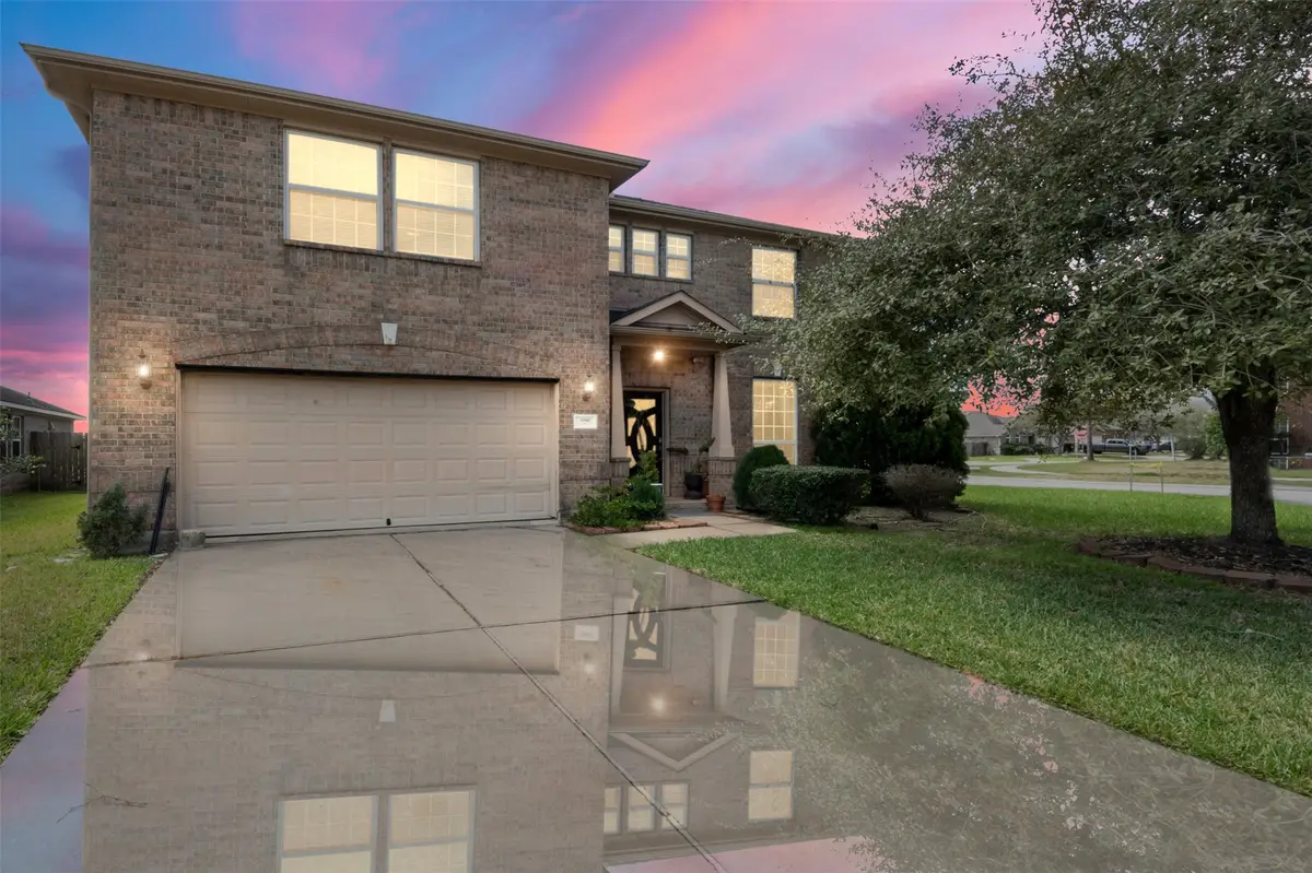 2990 Creek Falls Court, Pearland, TX 77581 - #1
