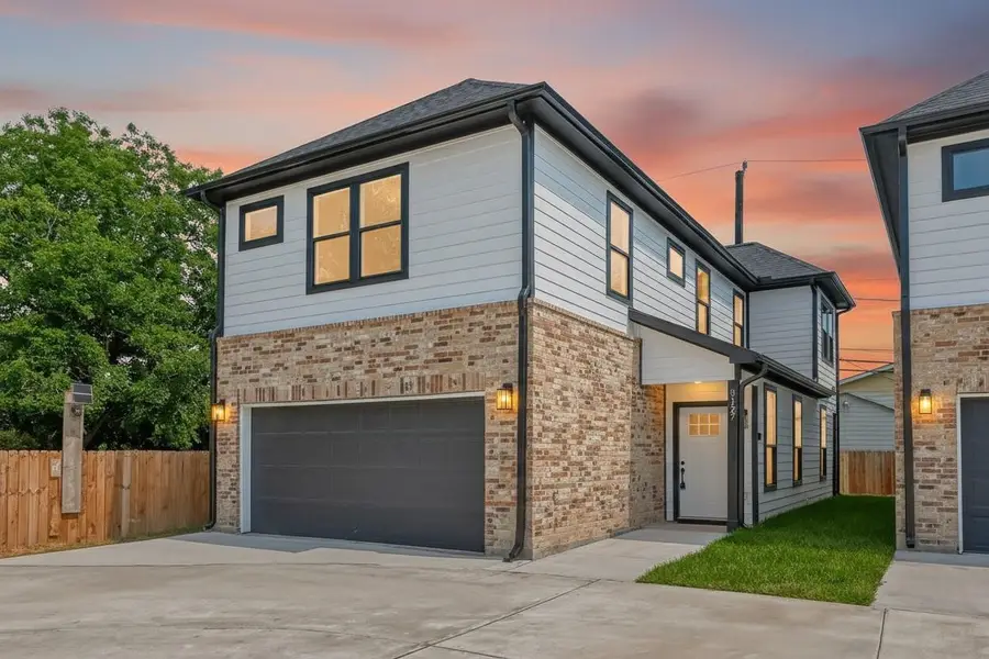 3127 Bolt Street, Houston, TX 77051 - #2