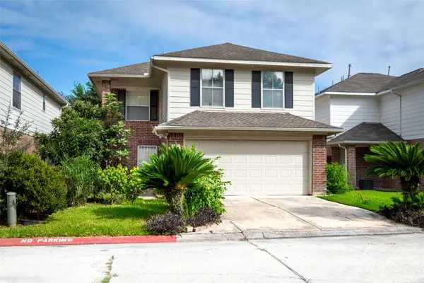 8226 Gold Tee Drive, Houston, TX 77036