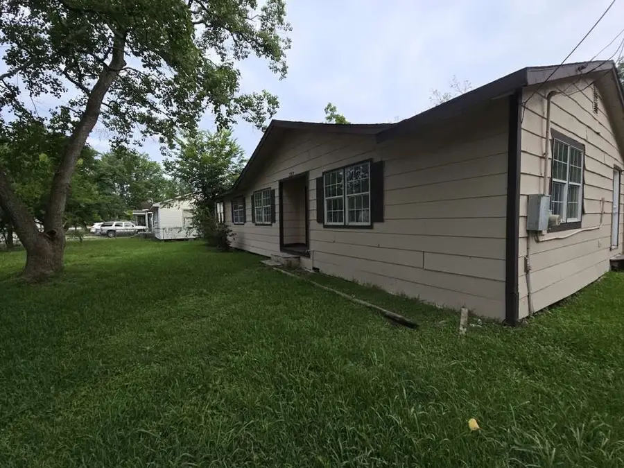 222 Arcadian Drive, Crosby, TX 77532 - Image #2