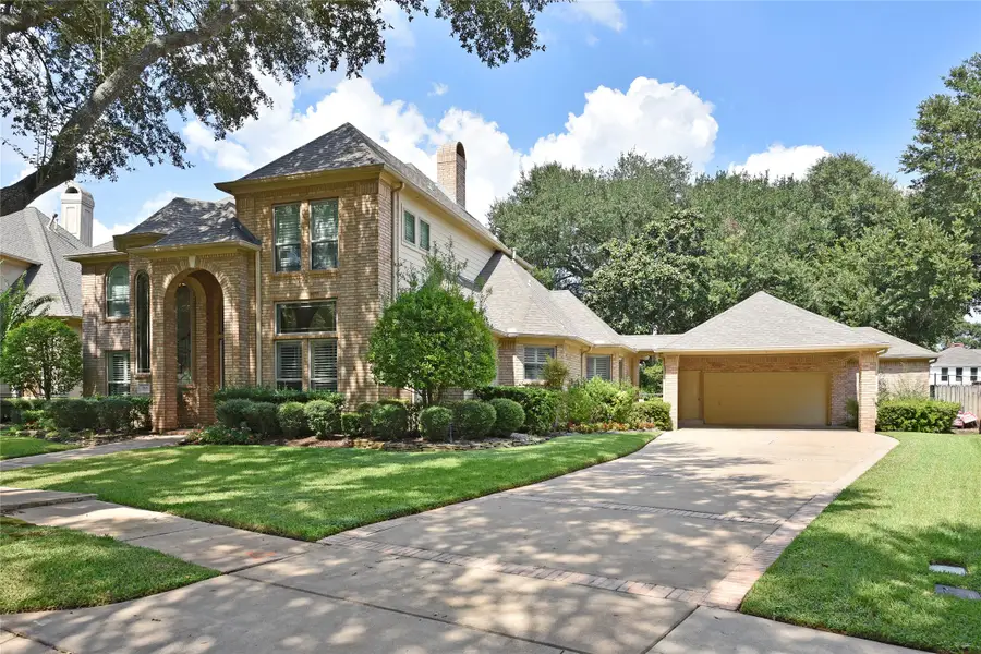 3315 Meadowside Drive, Sugar Land, TX 77478 - Image #2