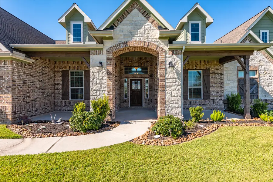 7020 Bayou Trail Drive, Alvin, TX 77511 - Image #3