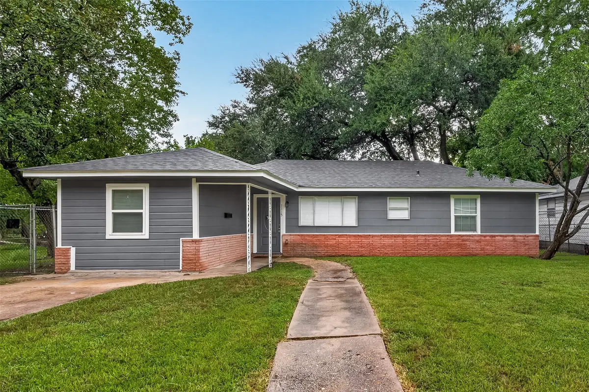 1115 Avenue E, Rosenberg, TX 77471 - #1