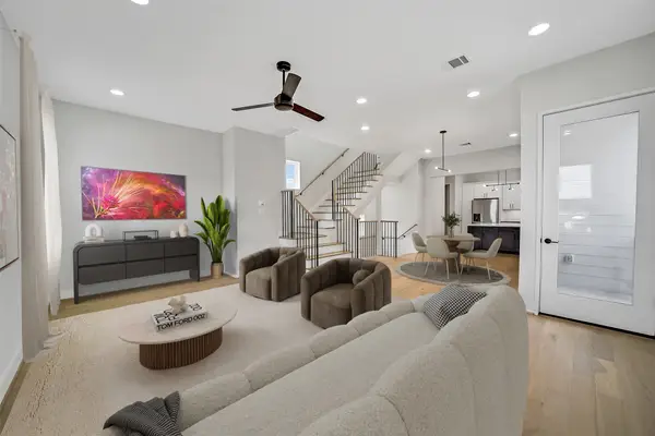 2206 Lou Ellen Lane #C, Houston, TX 77018