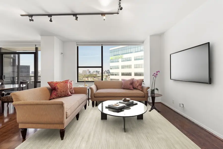 14 Greenway Plaza #12L, Houston, TX 77046 - Image #3