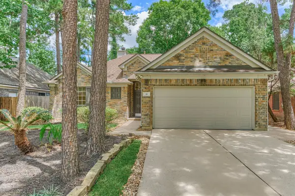 38 Tranquil Glade Place, The Woodlands, TX 77381