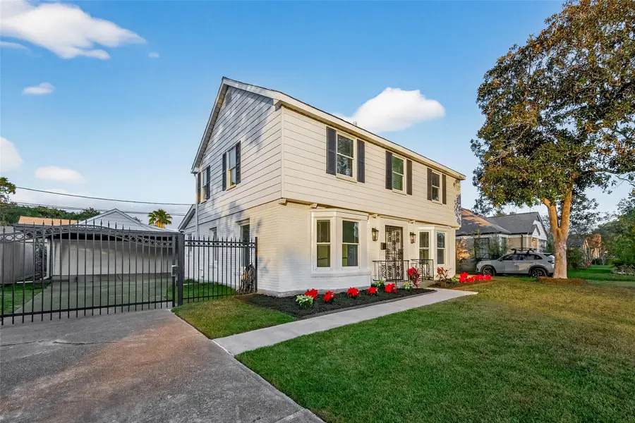 6405 Pinehurst Drive, Houston, TX 77023 - Image #2