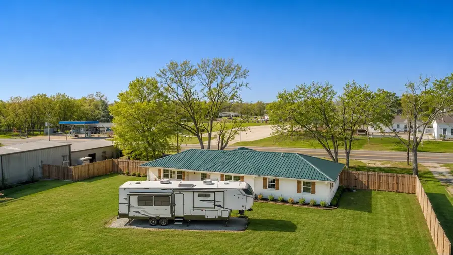 12294 State Highway 21 E, Midway, TX 75852 - #2
