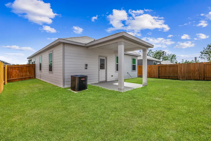 16446 Honeysuckle Hill Drive, Conroe, TX 77303 - #2