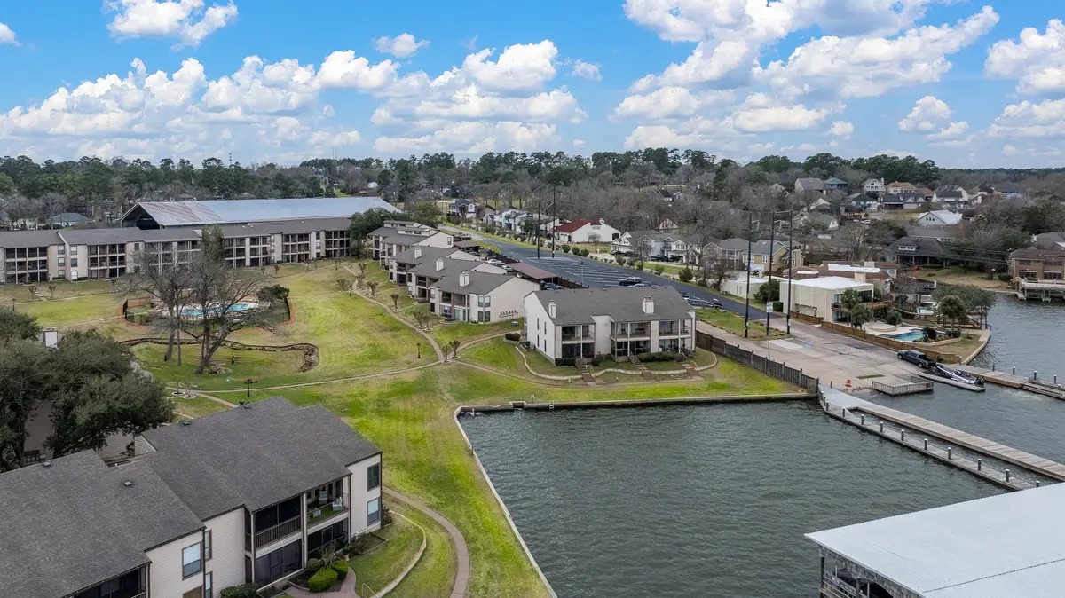 203 Lakeview Terrace #B, Montgomery, TX 77356 - #1