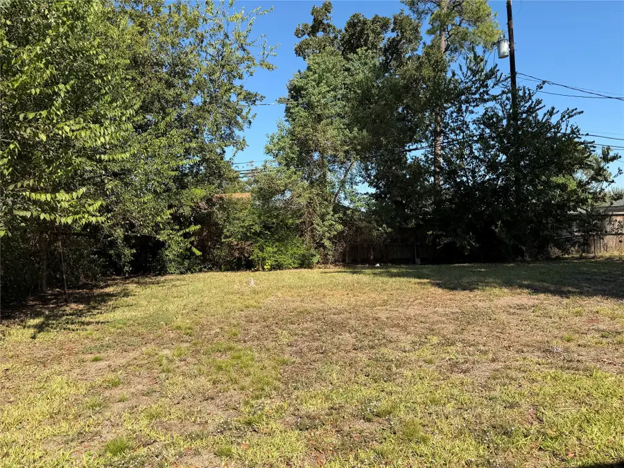 9331 Laura Koppe Road, Houston, TX 77078 - Image #3