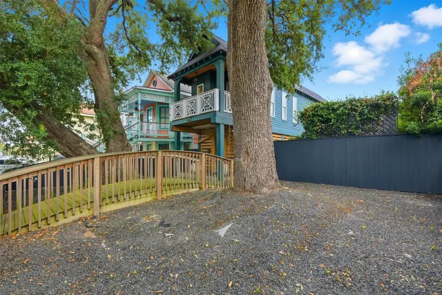 3109 Avenue M 1/2, Galveston, TX 77550 - Image #3