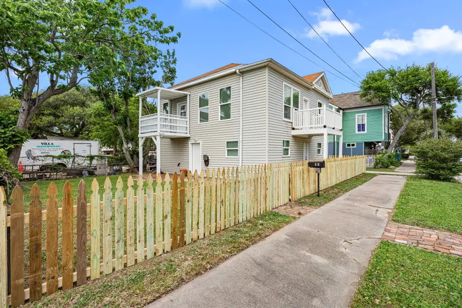 1913 30th Street, Galveston, TX 77550 - #2
