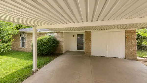 1402 Center Street, Richmond, TX 77469