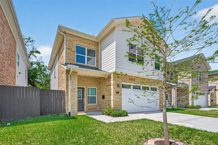 2207 Silverbonnet Street, Houston, TX 77055 - #2