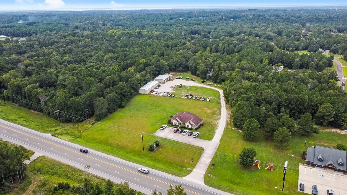 7839 Us Highway 190 W, Livingston, TX 77351 - #1