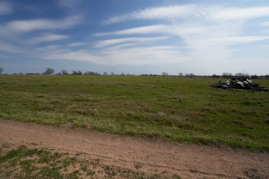 1011 Fm 956, Schulenburg, TX 78956 - #3