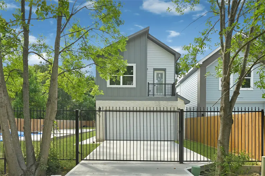 953 Ringold, Houston, TX 77088 - Image #3